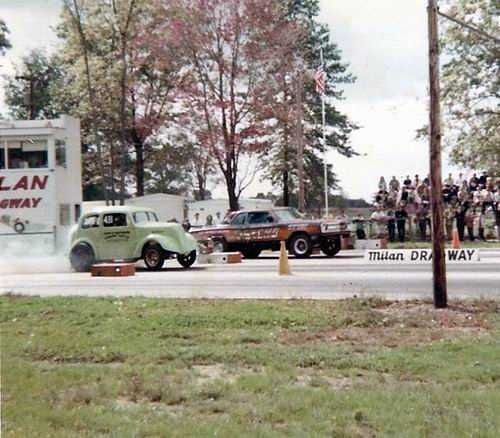 Milan Dragway - Seaport Vs Psycho Milan 68 From Kenneth Dennett (newer photo)